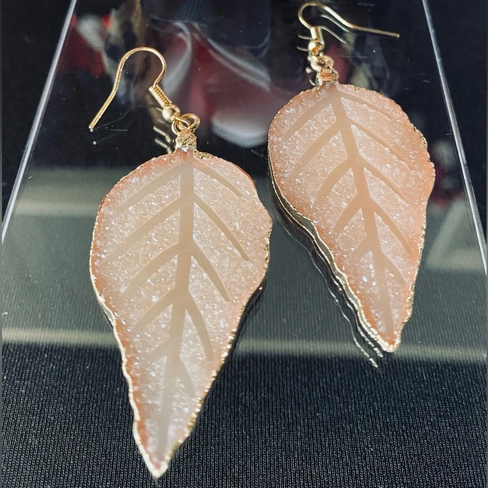 Elle Peach & Gold Leaf Dangle Earrings